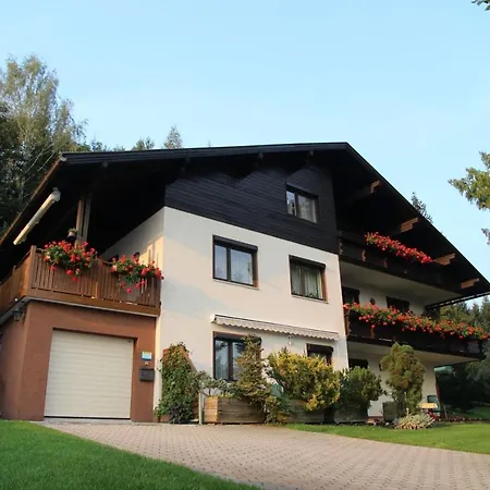 Ferienwohnung Zechner Velden am Woerthersee Exterior photo